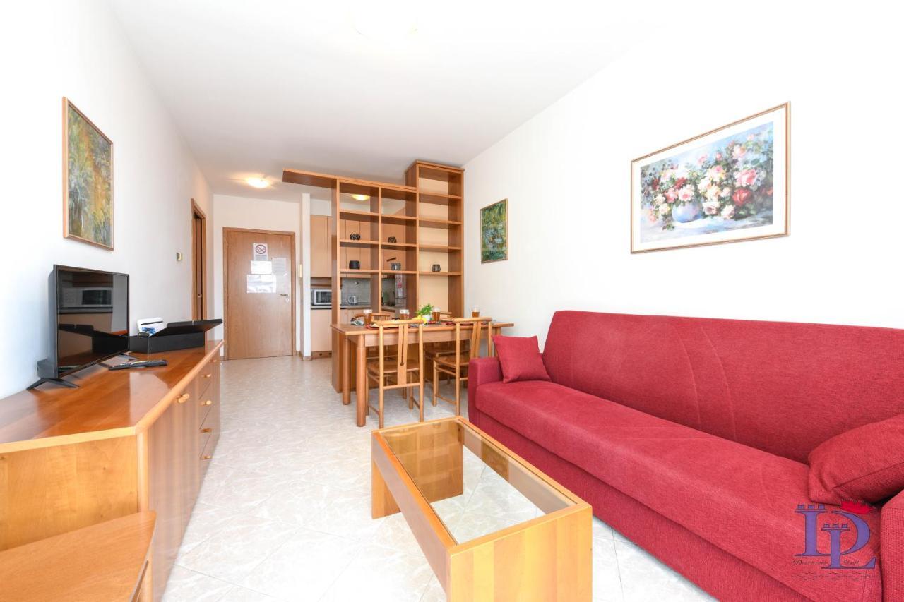 Desenzanoloft Official Partner Marriott Homes & Villas - A Casa Di Attila Desenzano del Garda Luaran gambar