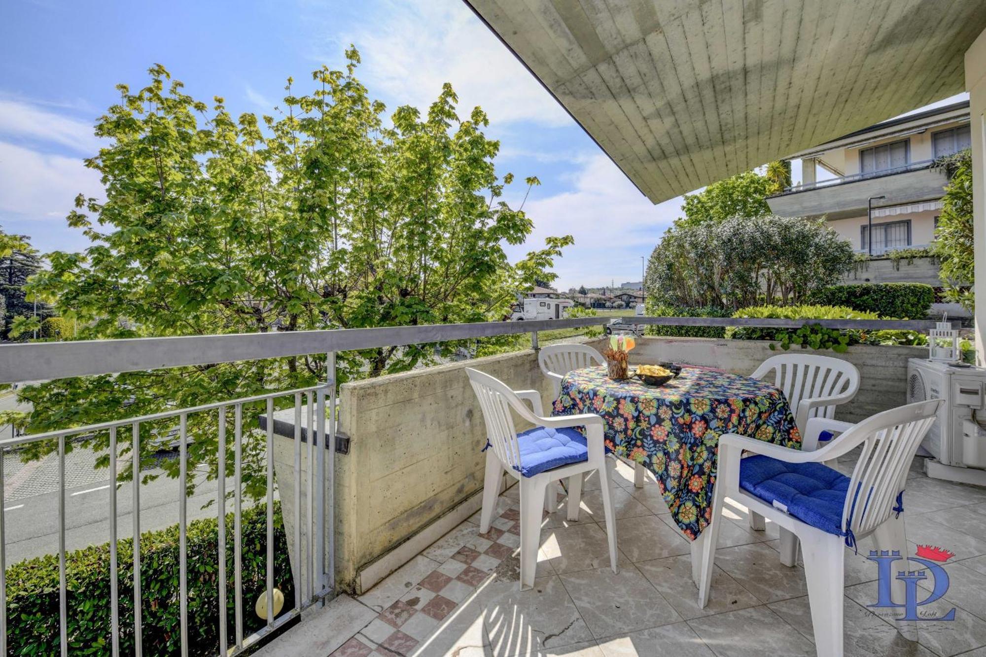 Desenzanoloft Official Partner Marriott Homes & Villas - A Casa Di Attila Desenzano del Garda Luaran gambar